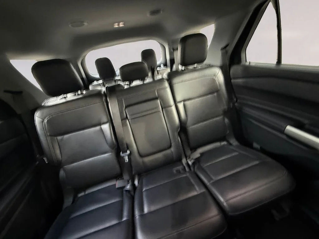 Used 2023 Gray Ford Limited image 18
