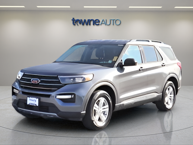 Used 2023 Gray Ford XLT image 3