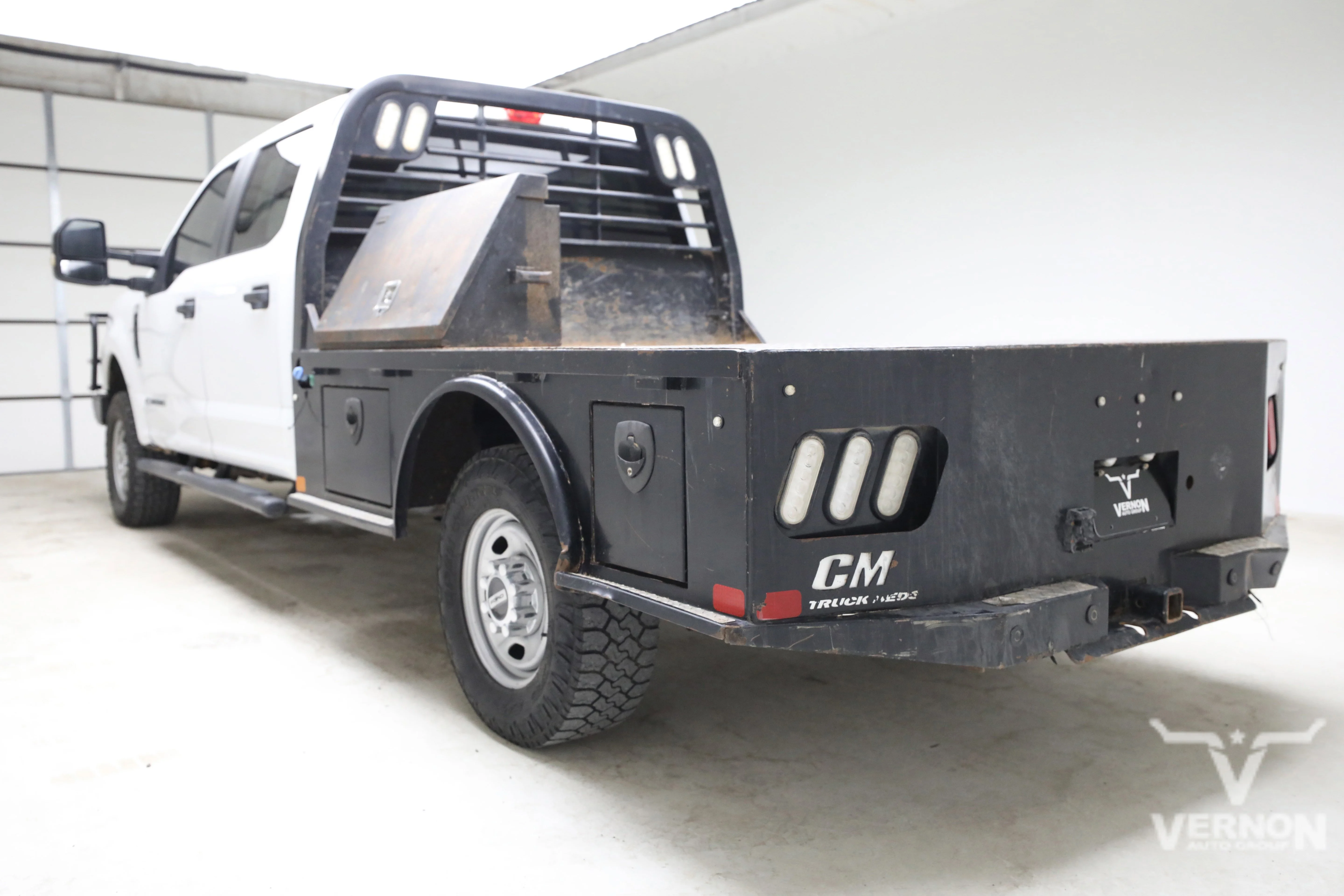 Pre-Owned 2018 Ford Super Duty F-250 XL Crew Cab 4x4 Flatbed
