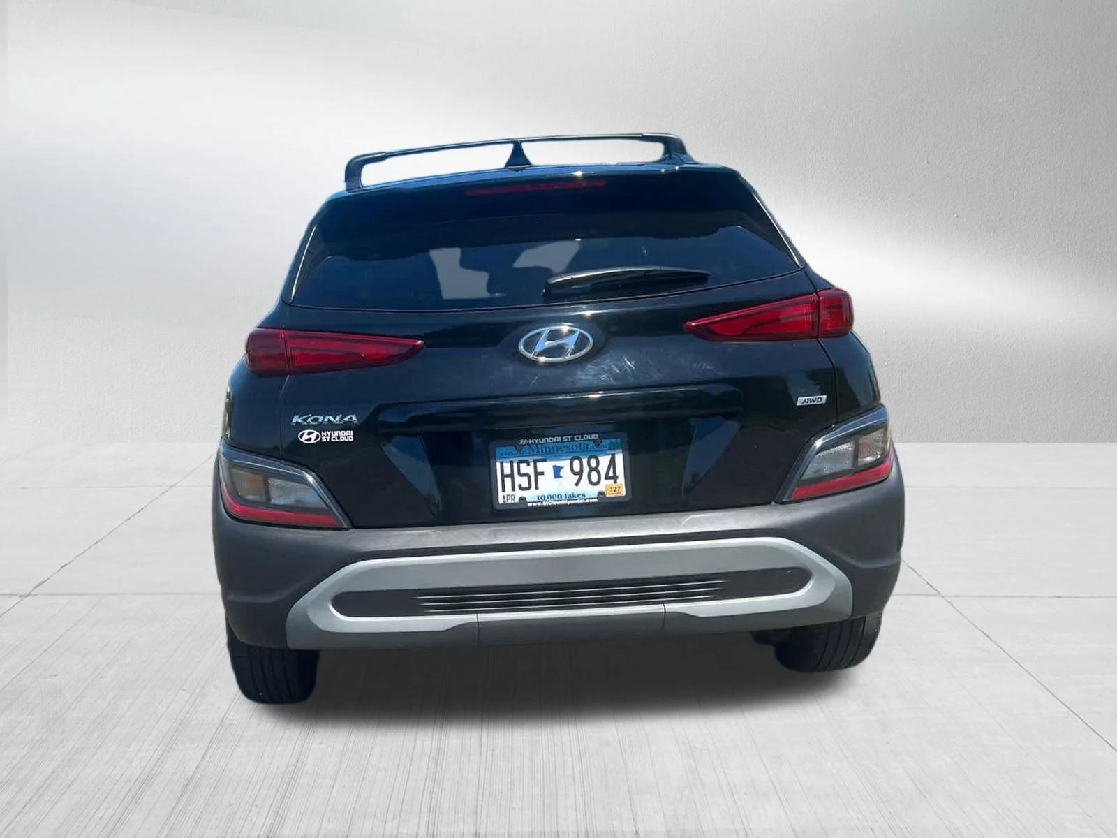 Used 2022 Ultra Black Hyundai SEL image 6