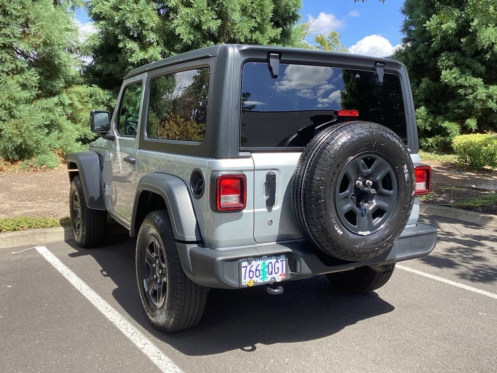 Used 2024 Silver Jeep Sport image 10