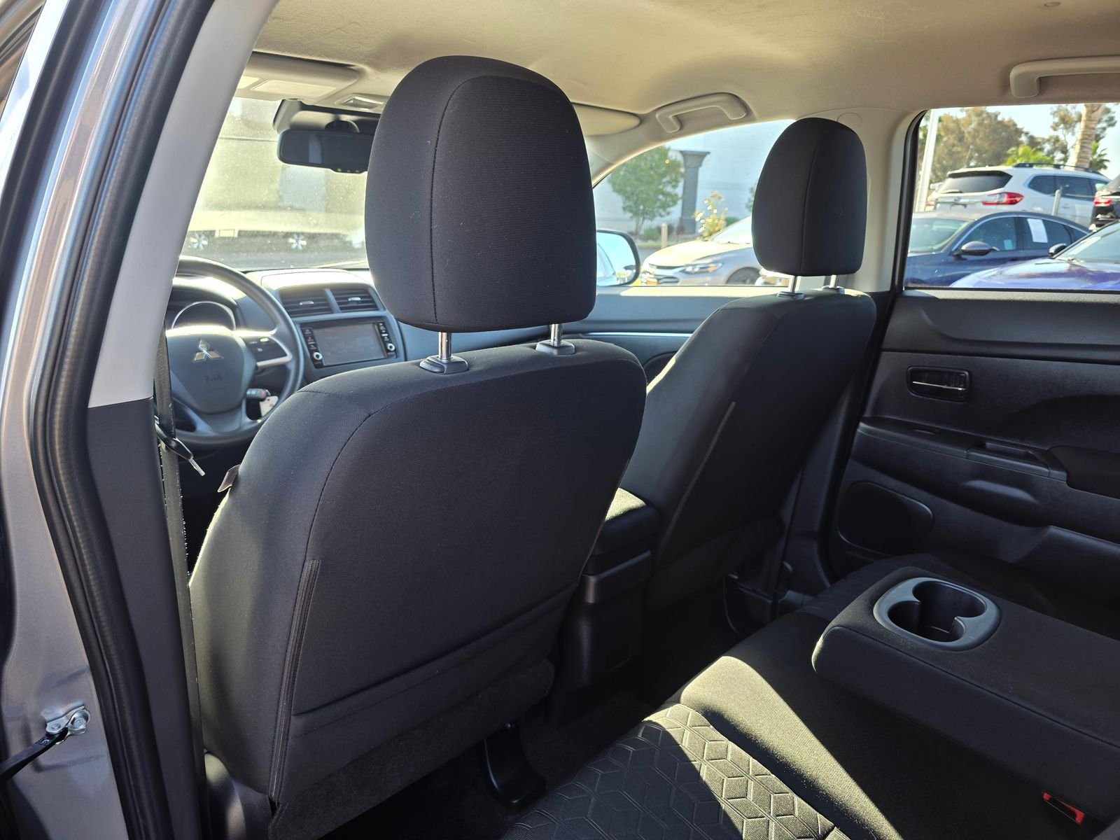 Used 2023  Mitsubishi 2.0 ES image 19