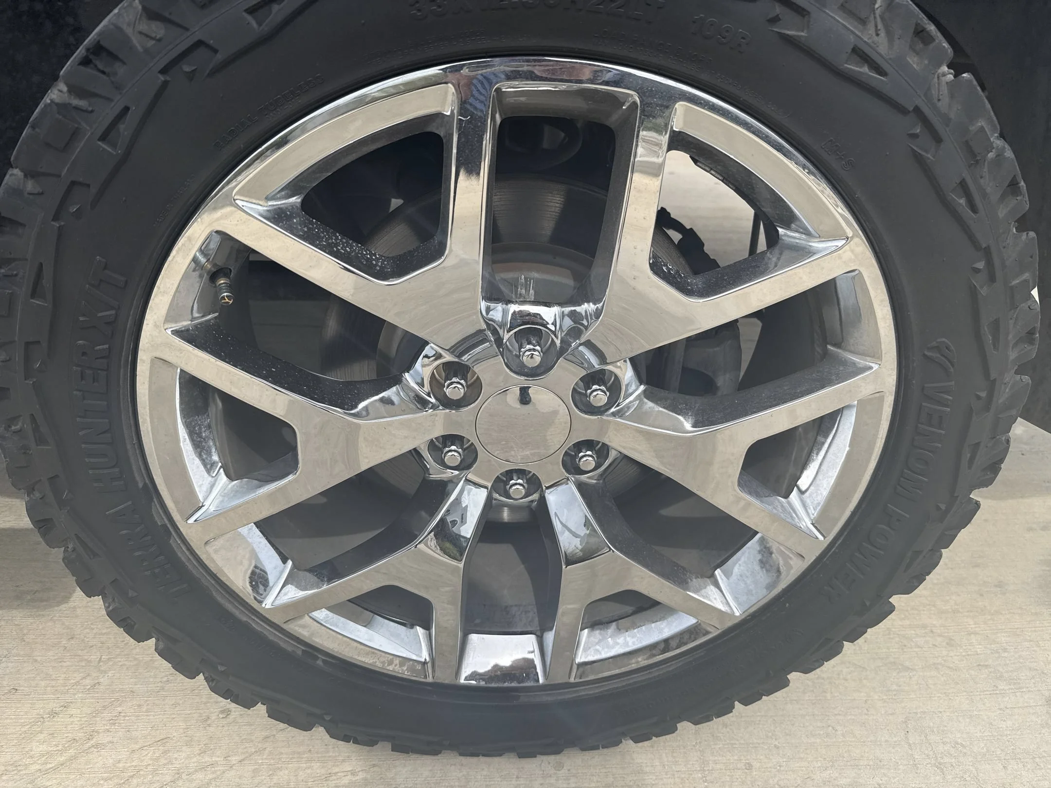 Used 2019 Blue Ram Big Horn/Lone Star image 8