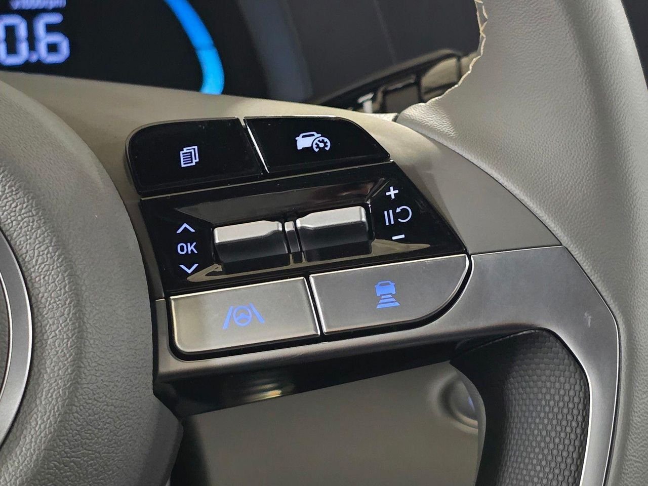 New 2026 Serenity White Hyundai SEL Sport Premium image 32