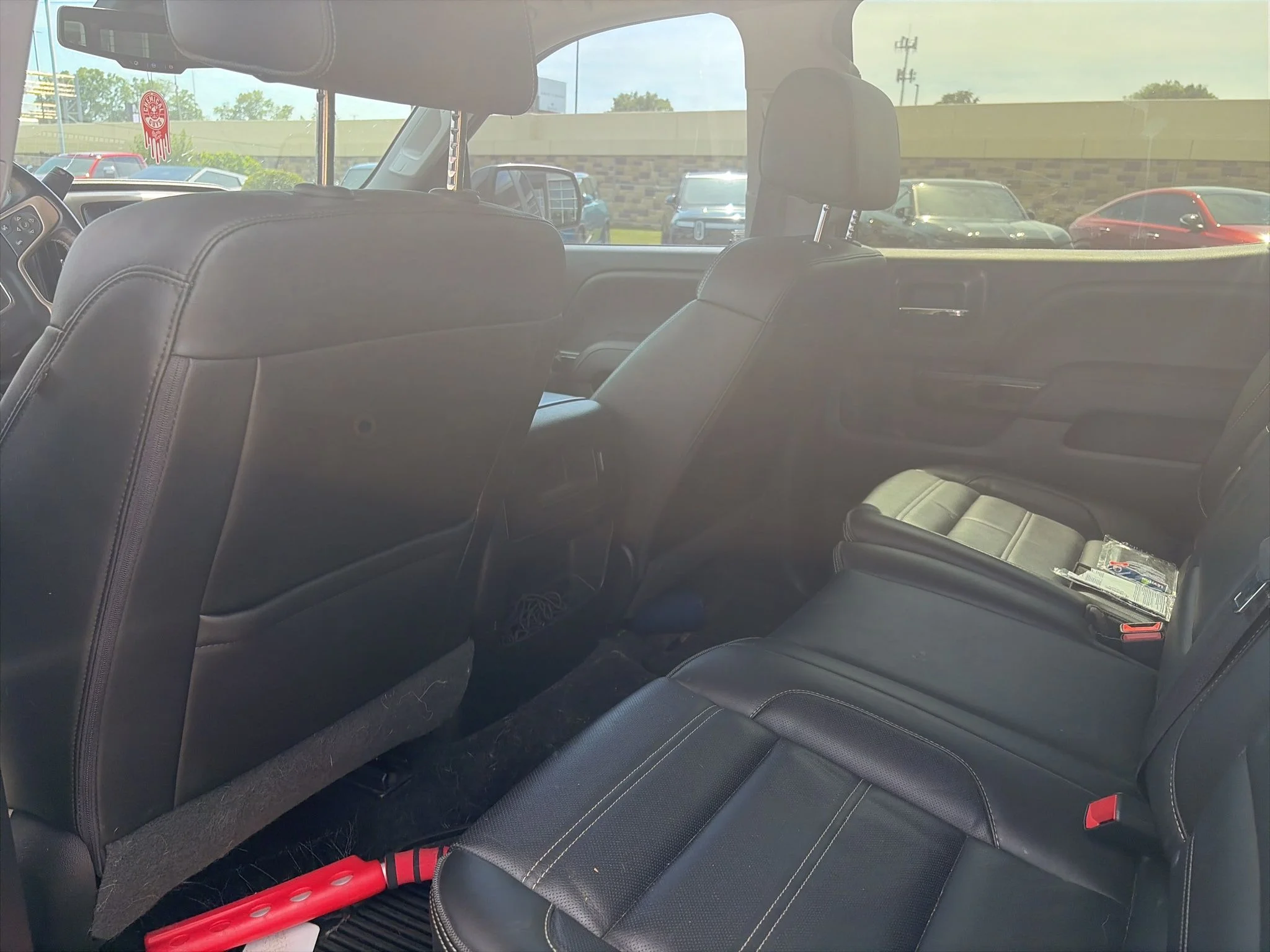 Used 2016 Black GMC Denali image 10