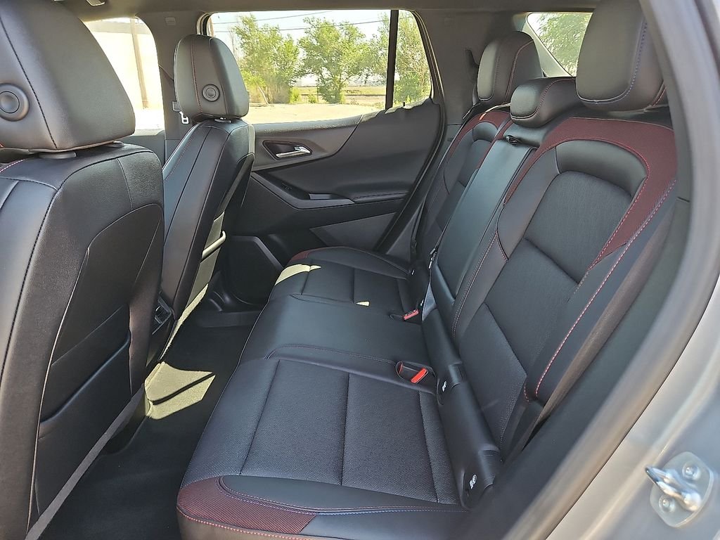 2025 Chevrolet Equinox RS - Photo 11