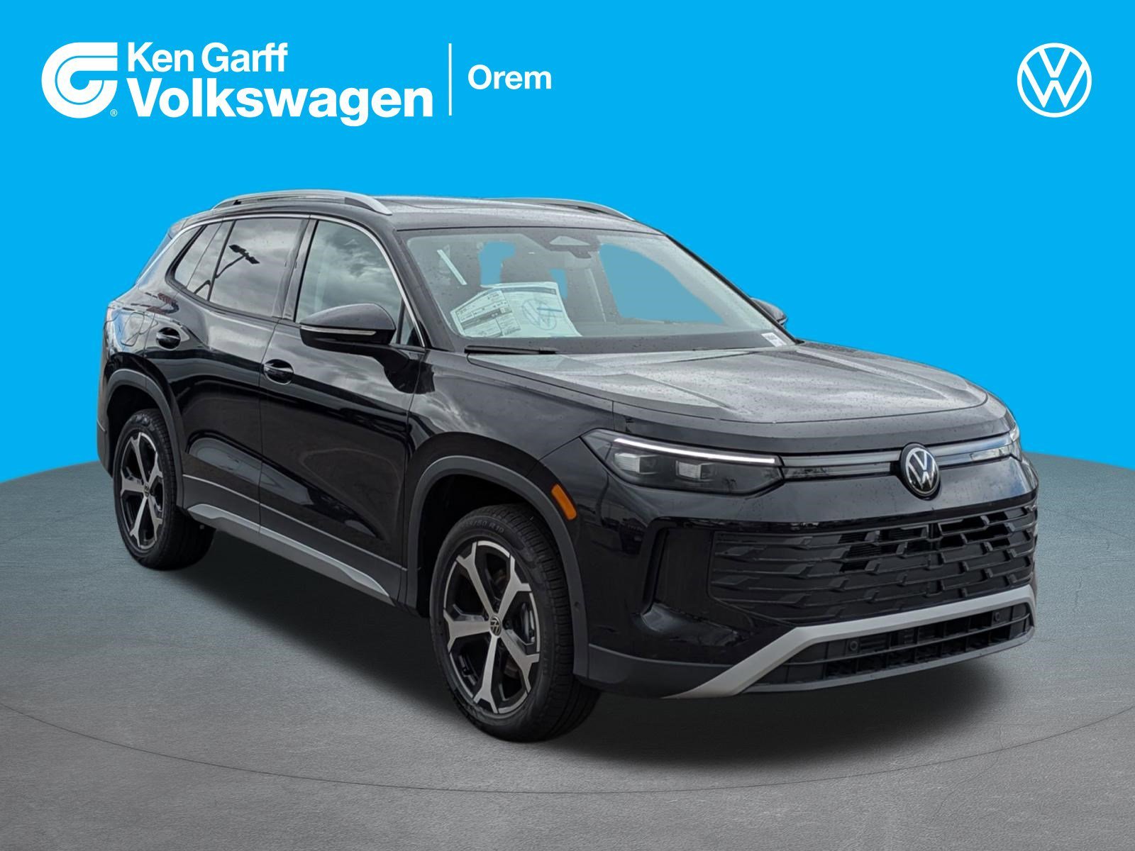 2026 Volkswagen Tiguan 2.0T SE 4Motion's photo