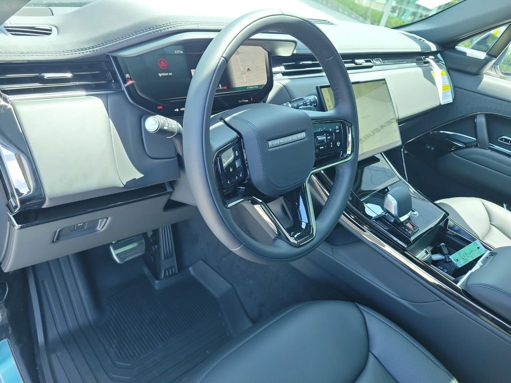 New 2026 Fuji White Land Rover Dynamic SE image 25
