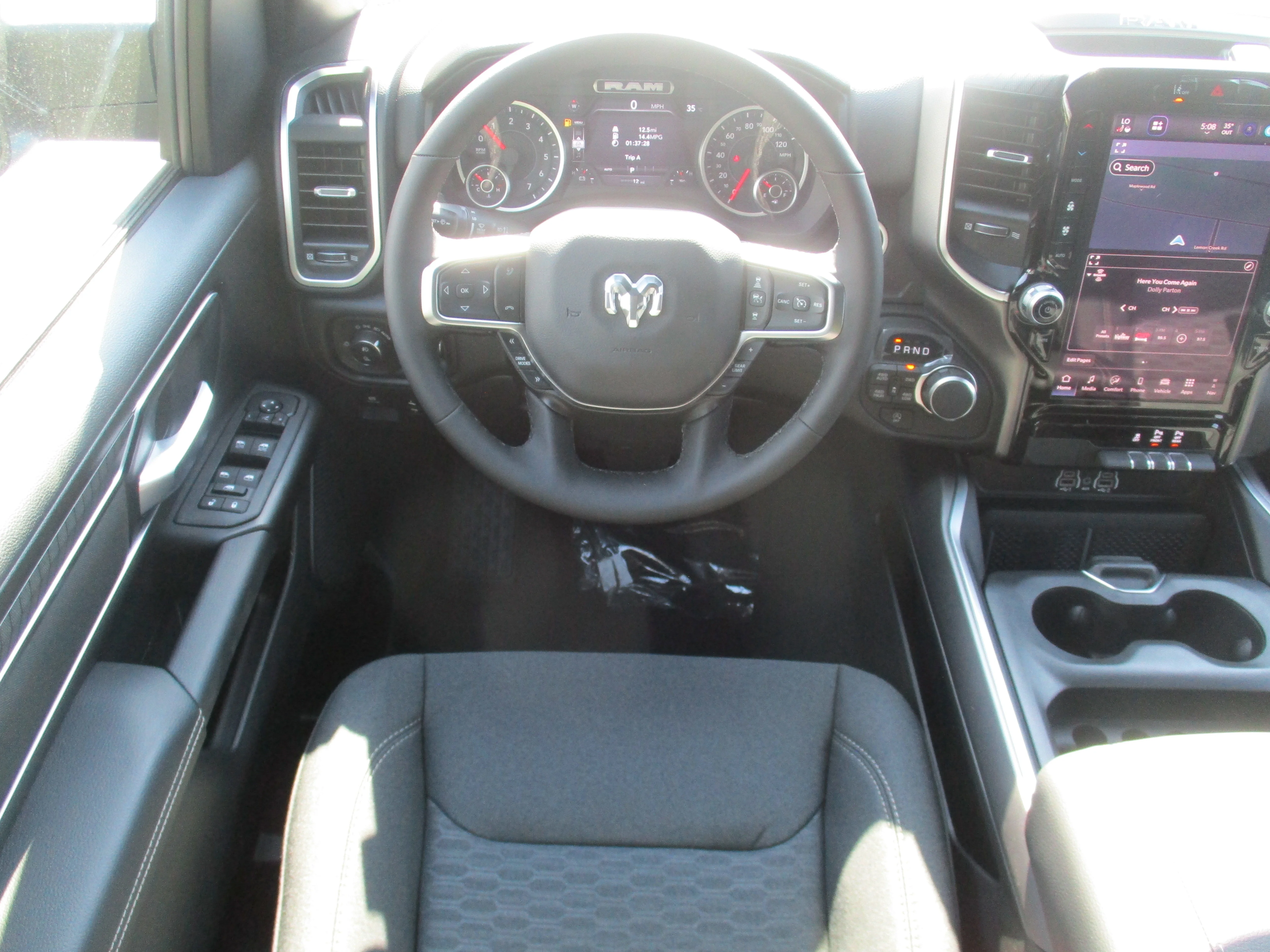 New 2026 Hydro Blue Pearl-Coat Exterior Paint RAM Big Horn image 6