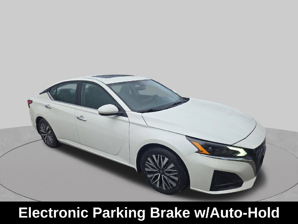 Used 2024 White Nissan 2.5 SV image 17