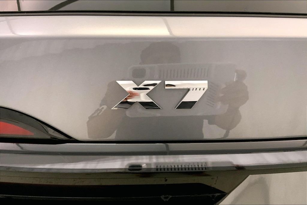 Certified Used 2024 Skyscraper Grey Metallic BMW  image 7