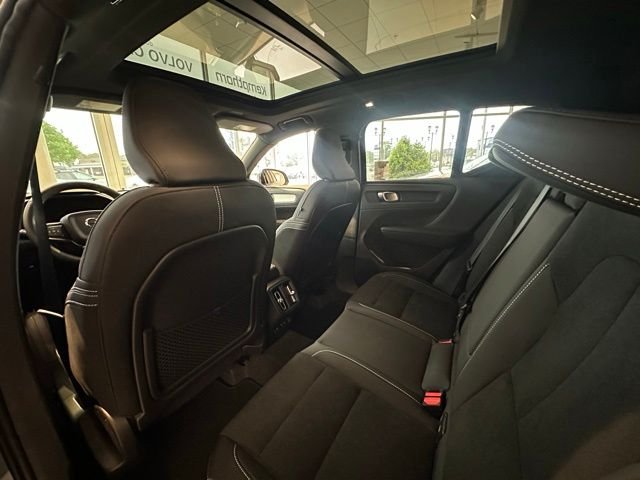 New 2026 Gray Volvo B5 Ultra Black Edition image 10