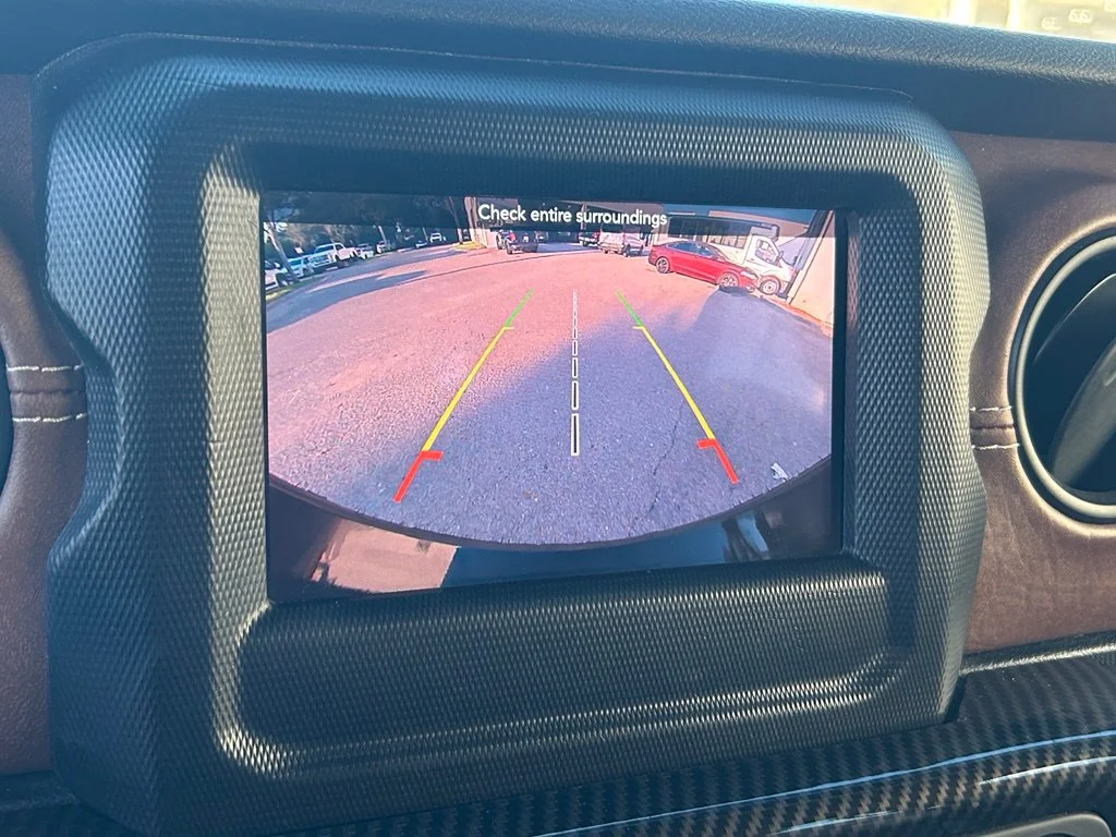Used 2018 Black Clearcoat Jeep Unlimited Sport S image 13