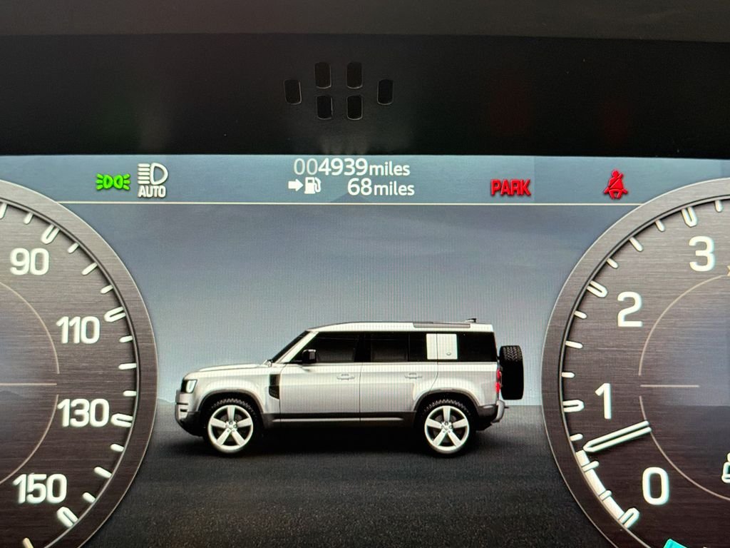 Certified Used 2023 Brown Land Rover X-Dynamic SE image 12