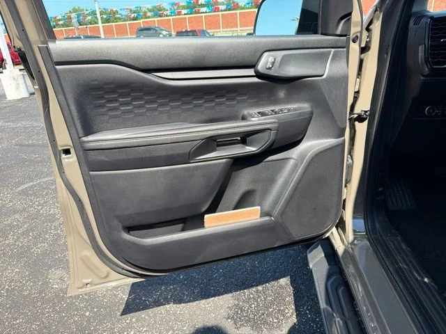 New 2026 Marsh Gray Ford XLT image 31