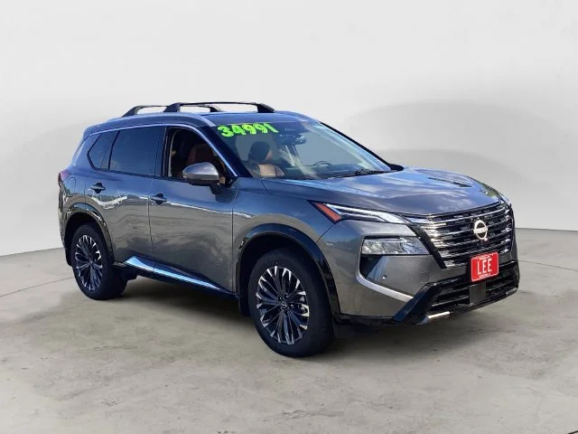 Used 2026 Gun Metallic Nissan Platinum image 7