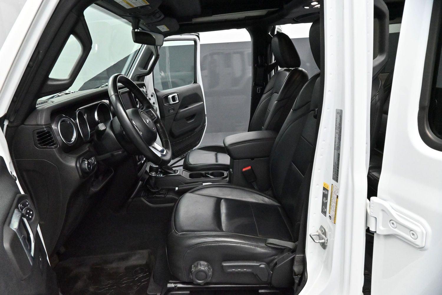 Used 2022 Bright White Clearcoat Jeep Unlimited Sahara Altitude image 12