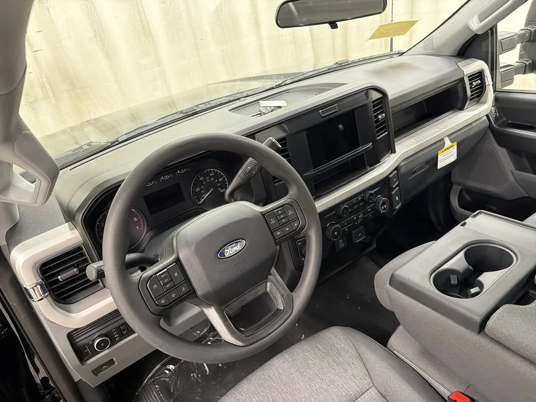New 2027 Agate Black Metallic Ford F-350® XL image 13
