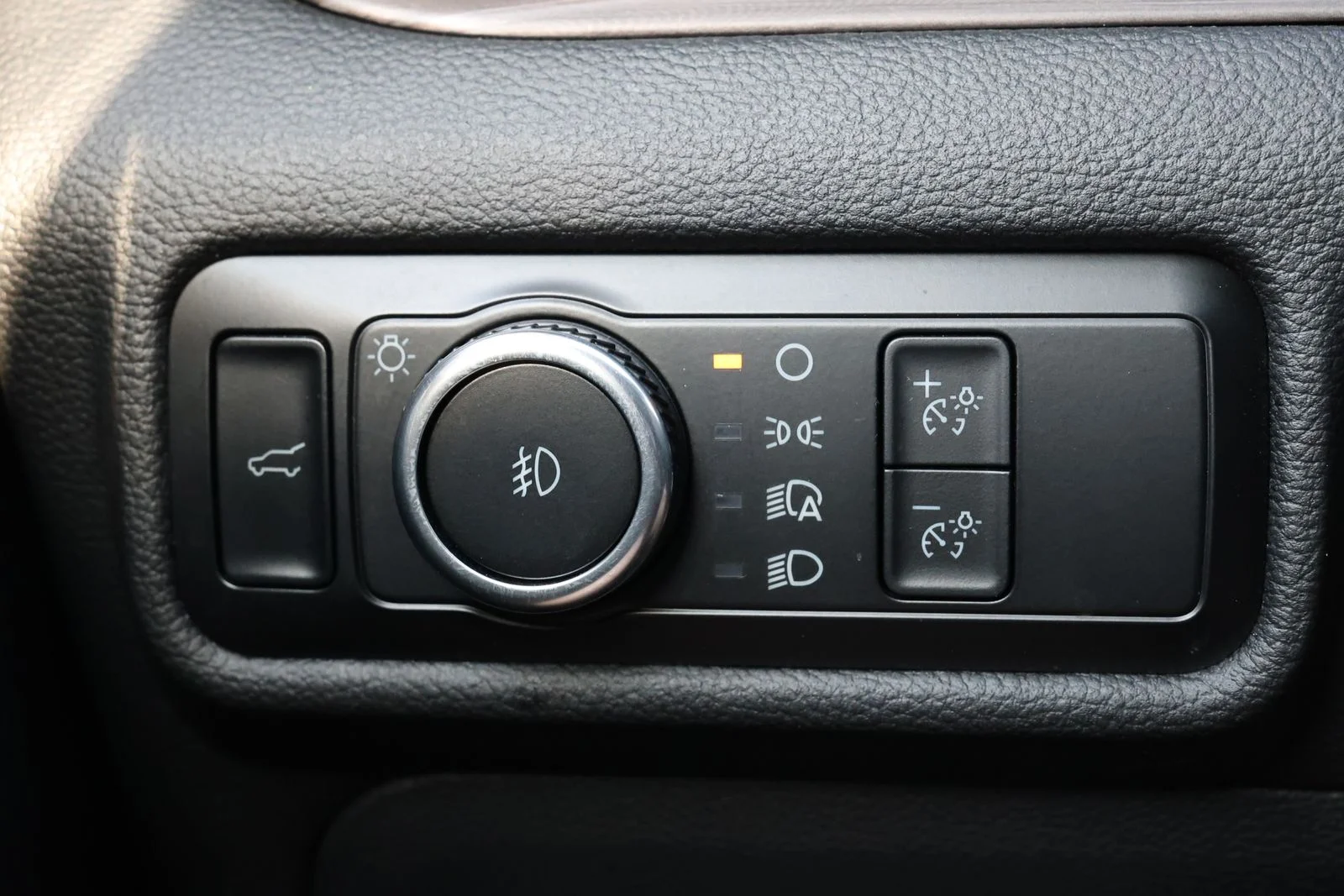 Used 2023 Blue Ford Limited image 25