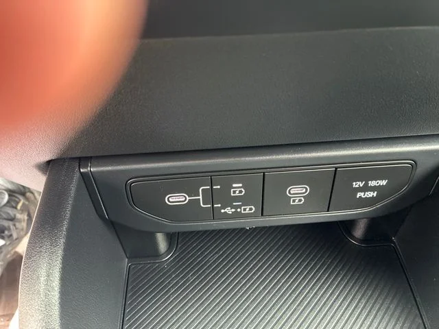 Used 2025 Haze Kia LXS image 25