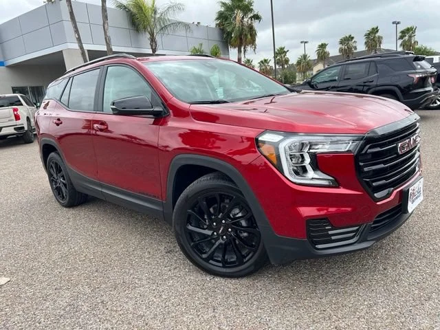 Used 2024 Volcanic Red Tintcoat GMC SLE image 1