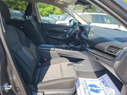 Used 2024 Gun Metallic Nissan SV image 2