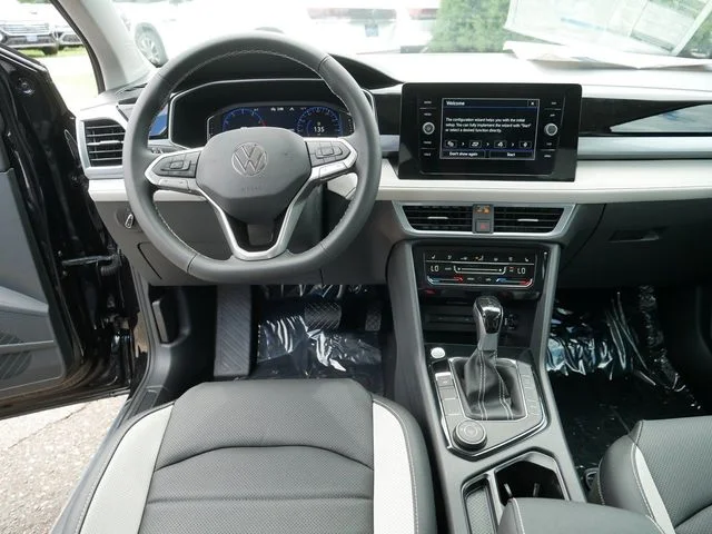 New 2026 Black Volkswagen 1.5T SEL image 9