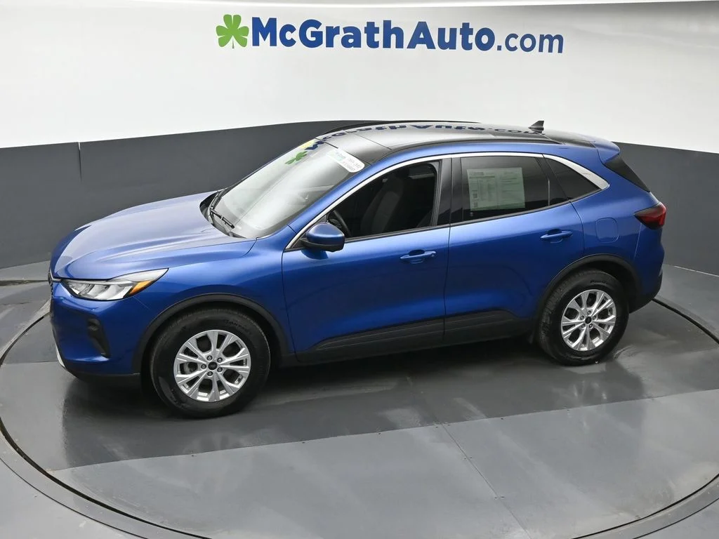 Used 2023 Blue Ford Active image 24