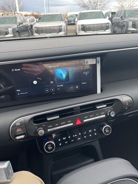 New 2026 Gray Hyundai SEL Premium 7P image 13