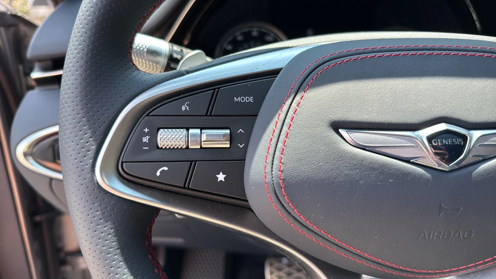 2025 GENESIS GV70 Sport - Photo 24