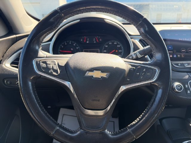 Used 2019 SUMMIT WHITE Chevrolet RS image 14