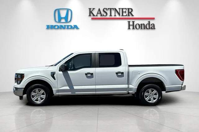 Used 2023 Oxford White Ford XLT image 8