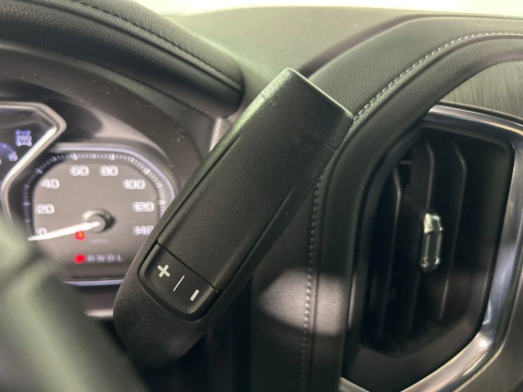 Used 2020 Steel Metallic GMC Denali image 26