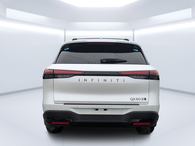 New 2026 RADIANT WHITE INFINITI Sport AWD image 4
