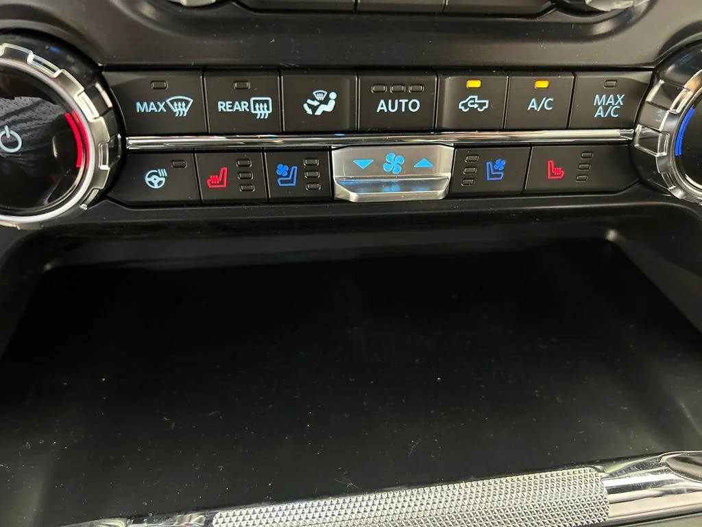 New 2026 Star White Metallic Tri-Coat Ford Lariat® image 23