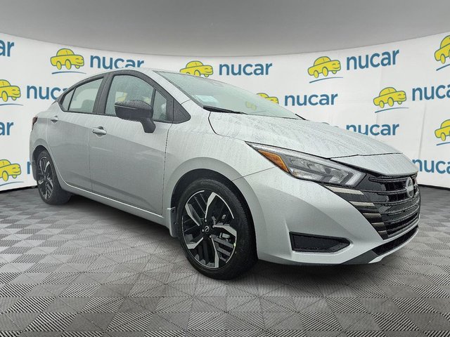 2025 Nissan Versa SR