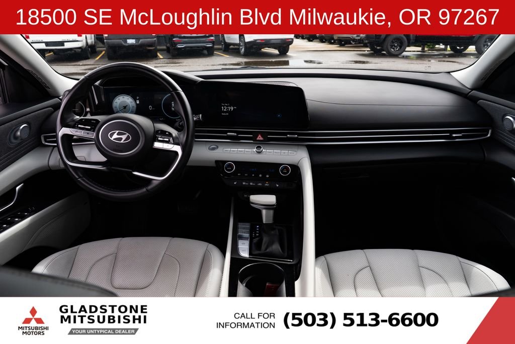 Used 2024 White Hyundai Limited image 8