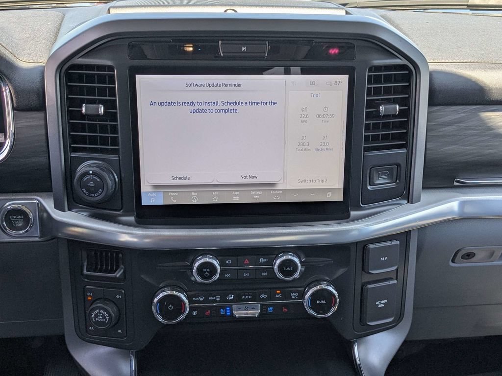 Used 2025 Blue Ford LARIAT image 17