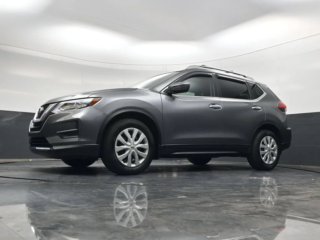Used 2017 Gun Metallic Nissan S image 26