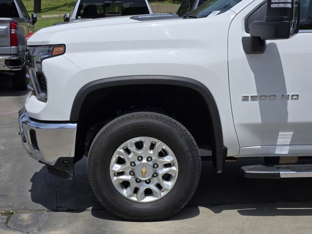 Used 2024 Summit White Chevrolet LTZ image 9
