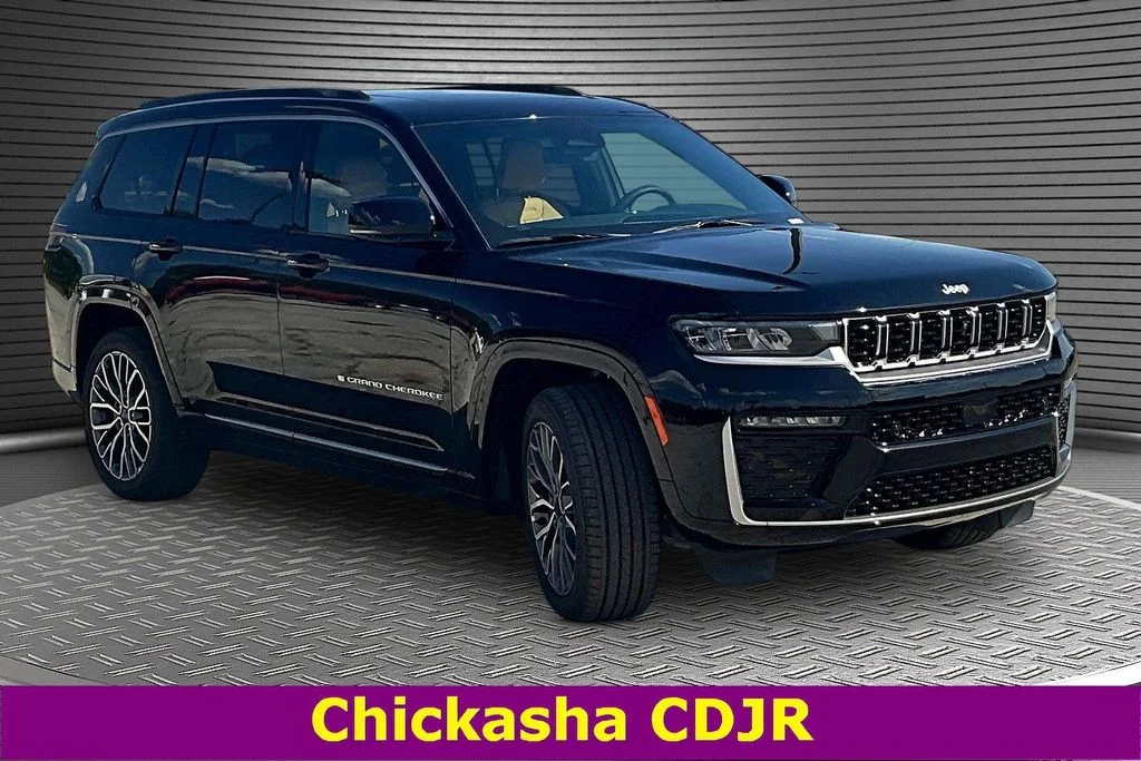 New 2026 Diamond Black Crystal Pearl-Coat Exterior Paint Jeep Summit image 2