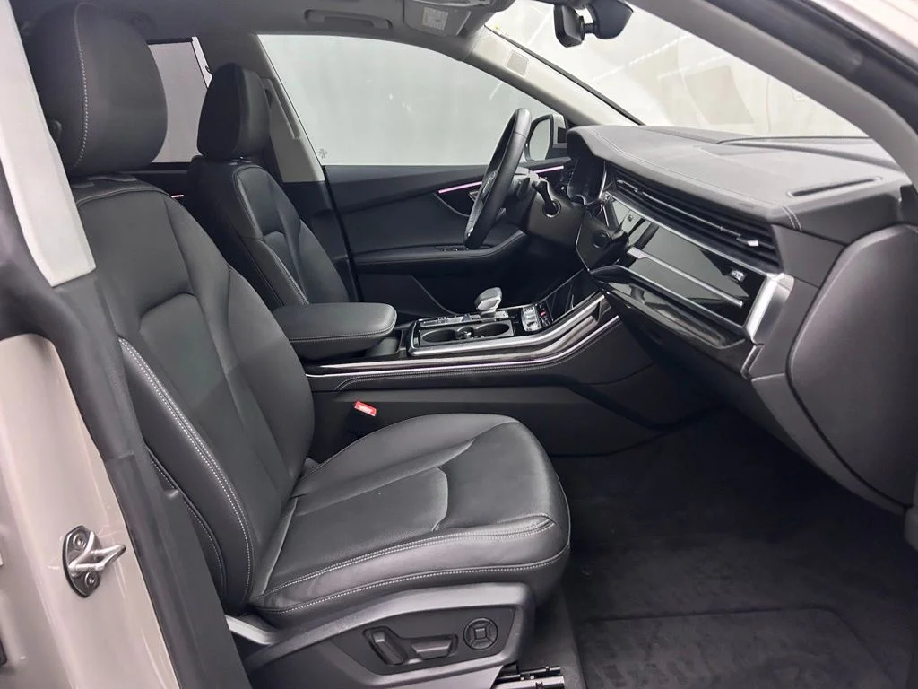 Used 2023 Beige Audi 55 Prestige image 17