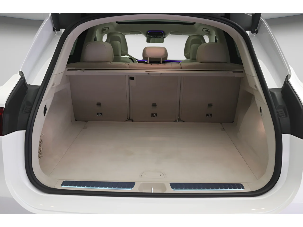 Certified Used 2023 White Mercedes-Benz 450 Premium Trim image 24