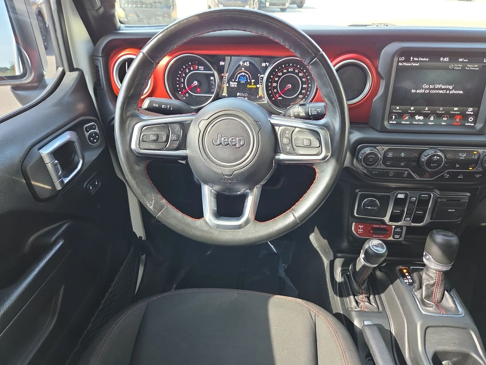 Used 2022 Bright White Clearcoat Jeep Unlimited Rubicon image 13