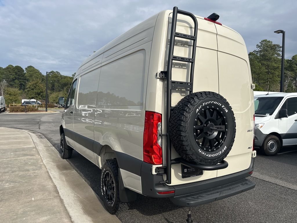 New 2026  Mercedes-Benz Cargo 144 WB w/Method Wheels image 5