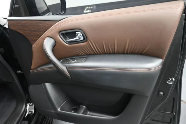 Certified Used 2020 Black Nissan Platinum image 30