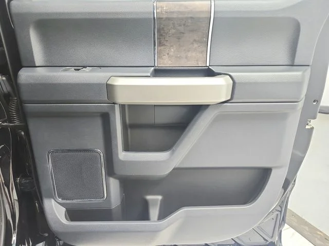 Used 2022 Black Ford Lariat image 42