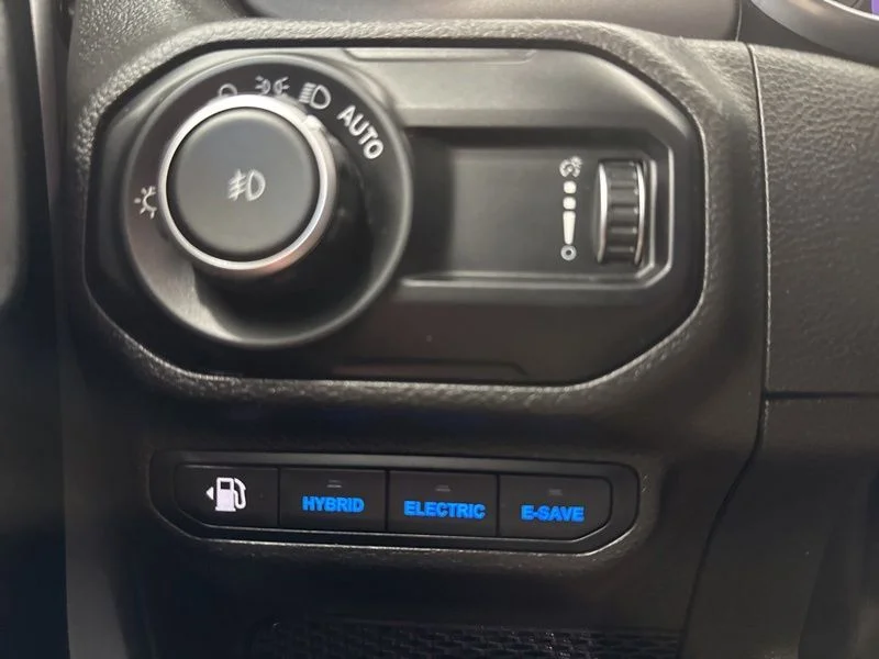 Used 2023 Silver Jeep Base 4xe image 22