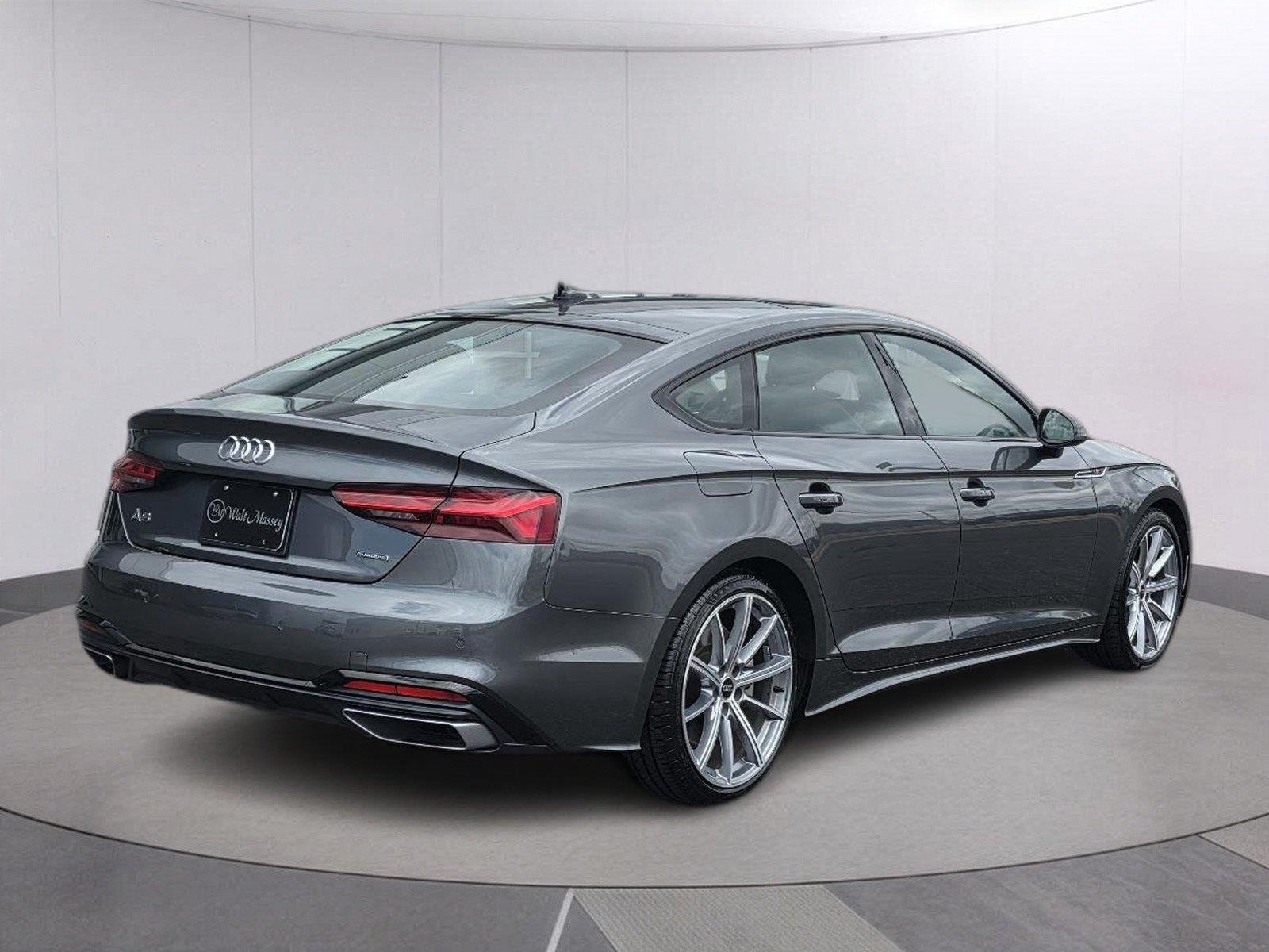 Used 2025  Audi S line Premium image 5
