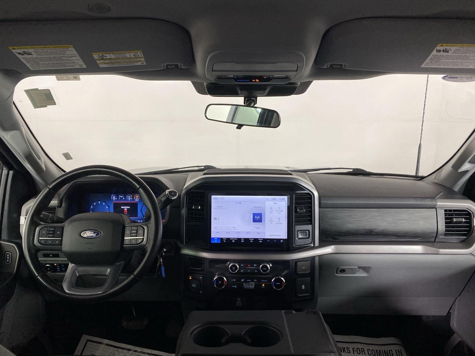 Used 2025 Iconic Silver Ford XLT image 9